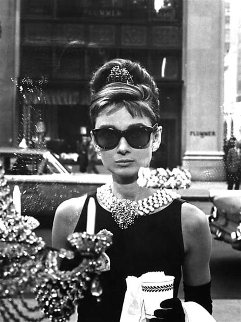 givenchy kleid frühstück bei tiffany|Frühstück bei Tiffany! Audrey Hepburn im ikonischen Kleid .